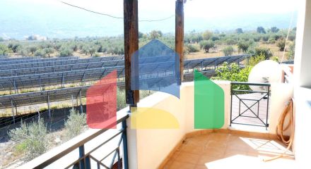 Продаж - Котедж 340 m² в Аттиці