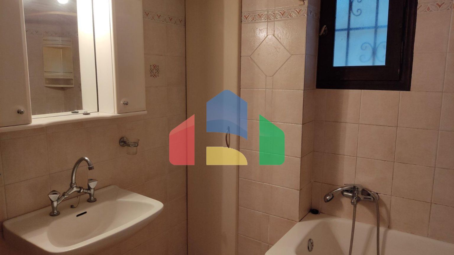 Продаж - Котедж 260 m² в Аттиці