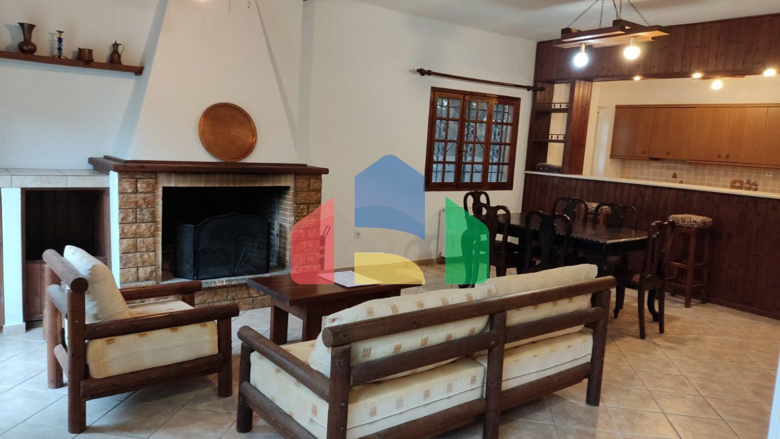 Продаж - Котедж 260 m² в Аттиці