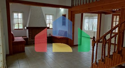 Продаж - Котедж 260 m² в Аттиці