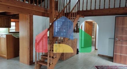 Продаж - Котедж 260 m² в Аттиці