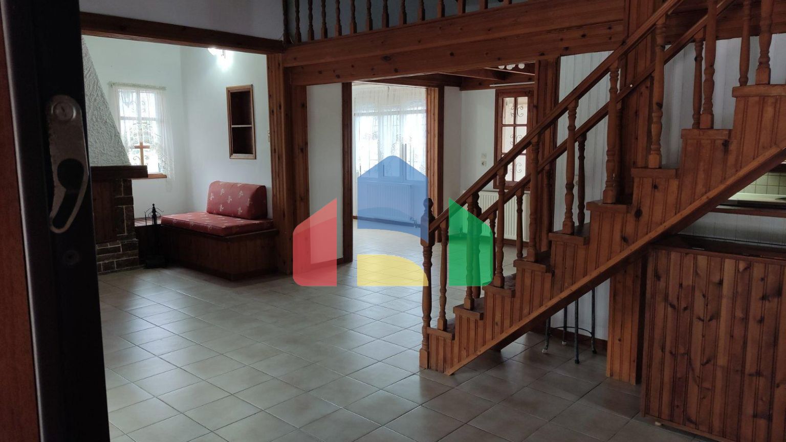 Продаж - Котедж 260 m² в Аттиці