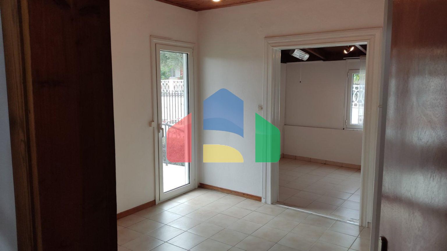 Продаж - Котедж 260 m² в Аттиці