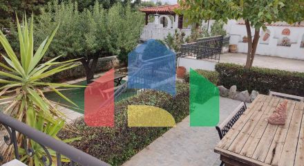 Продаж - Котедж 260 m² в Аттиці