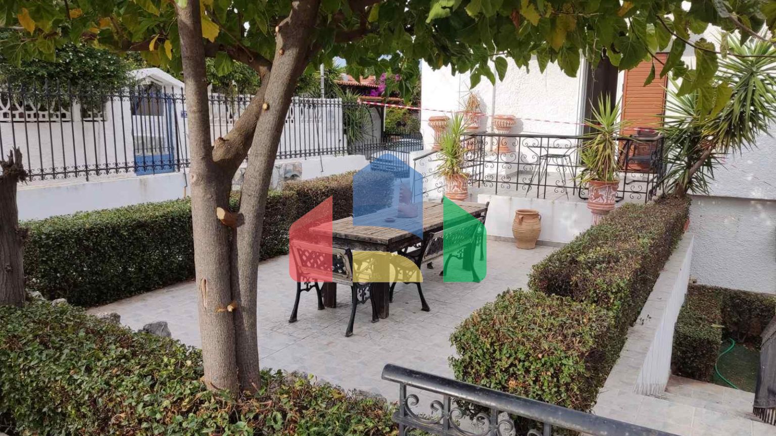 Продаж - Котедж 260 m² в Аттиці