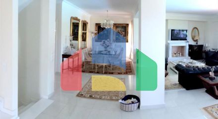 Продаж - Вілла 330 m² в Аттиці