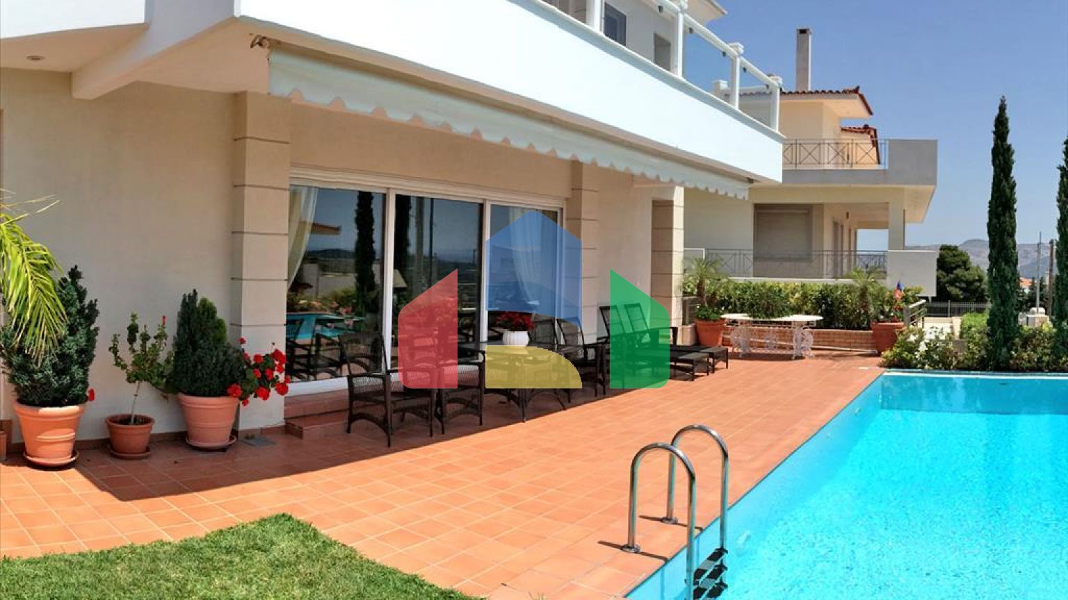 Продажа - Вилла 330 m² в Аттике