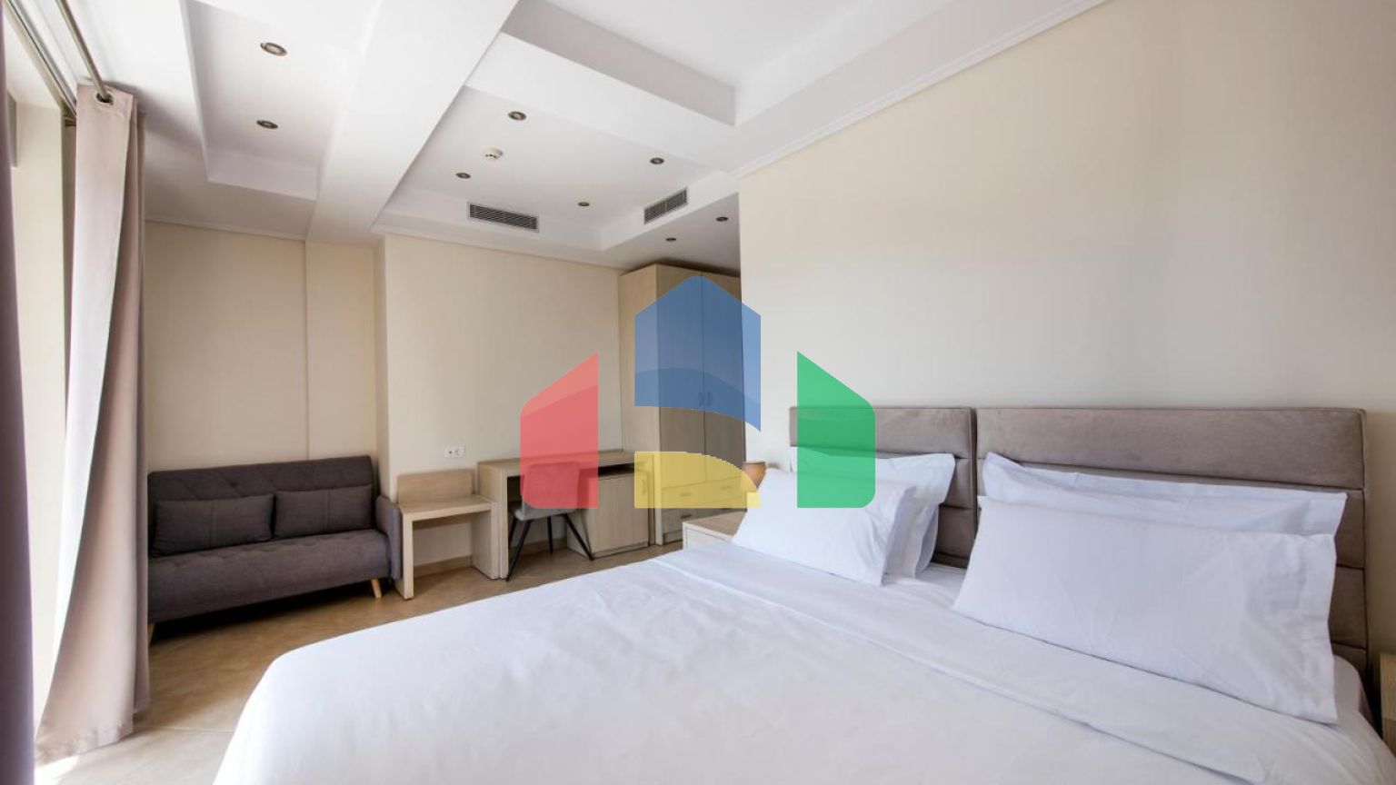 Продаж - Готель 900 m² в Аттиці