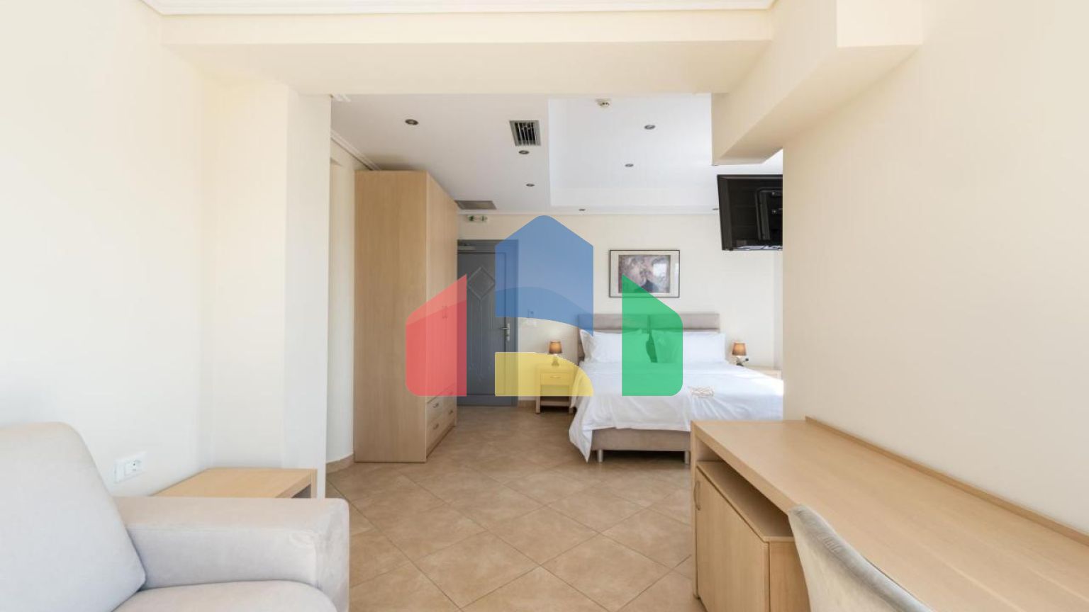 Продаж - Готель 900 m² в Аттиці