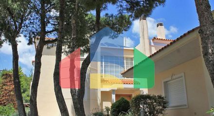 For Sale - Villa 600 m² in Attica