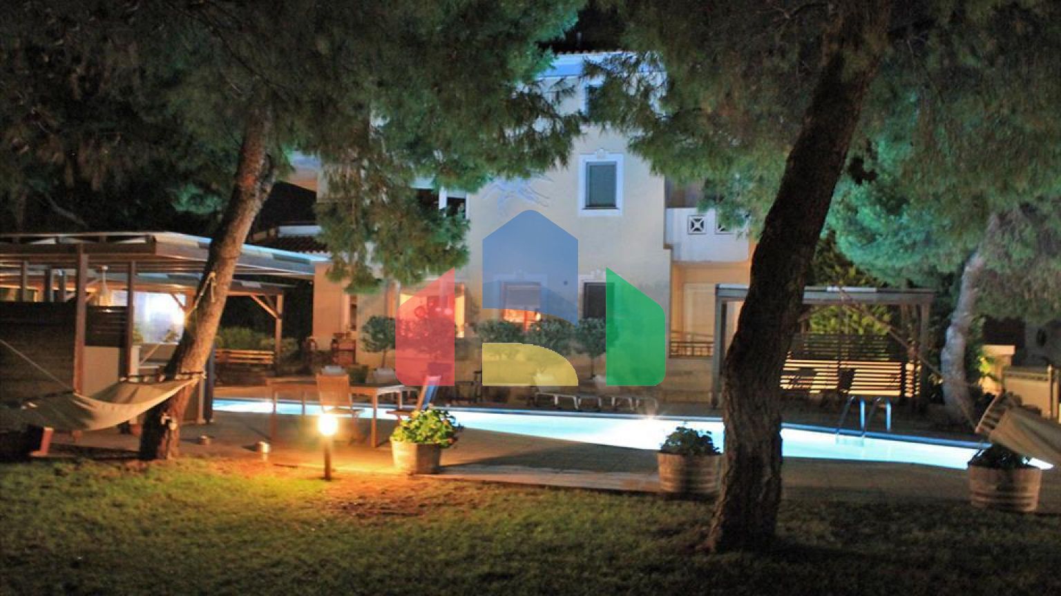 Продажа - Вилла 600 m² в Аттике