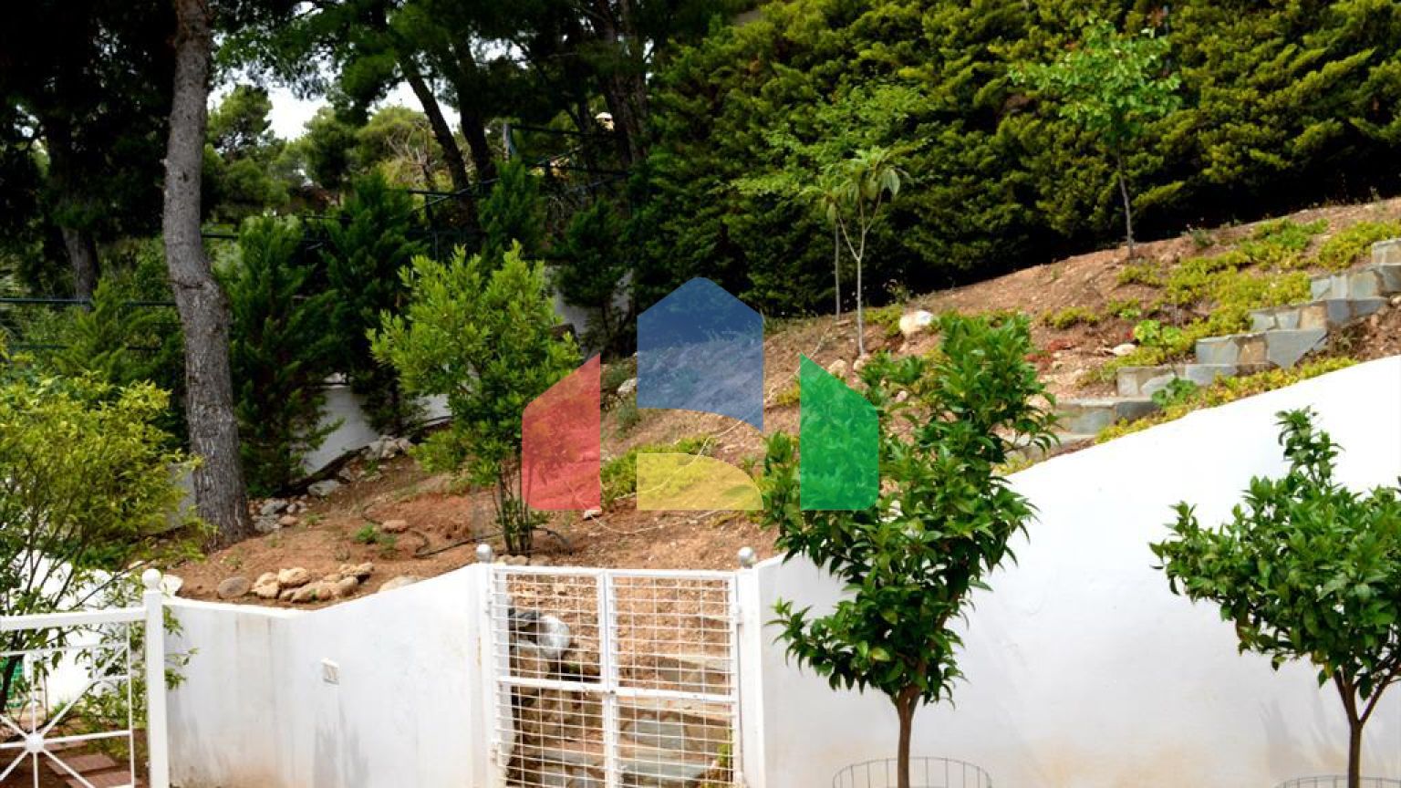 Продаж - Котедж 260 m² в Аттиці