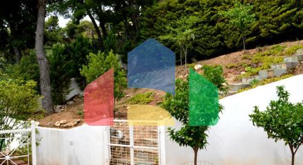 Продаж - Котедж 260 m² в Аттиці