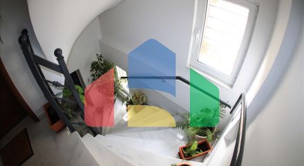 Продаж - Квартира 175 m² в Аттиці
