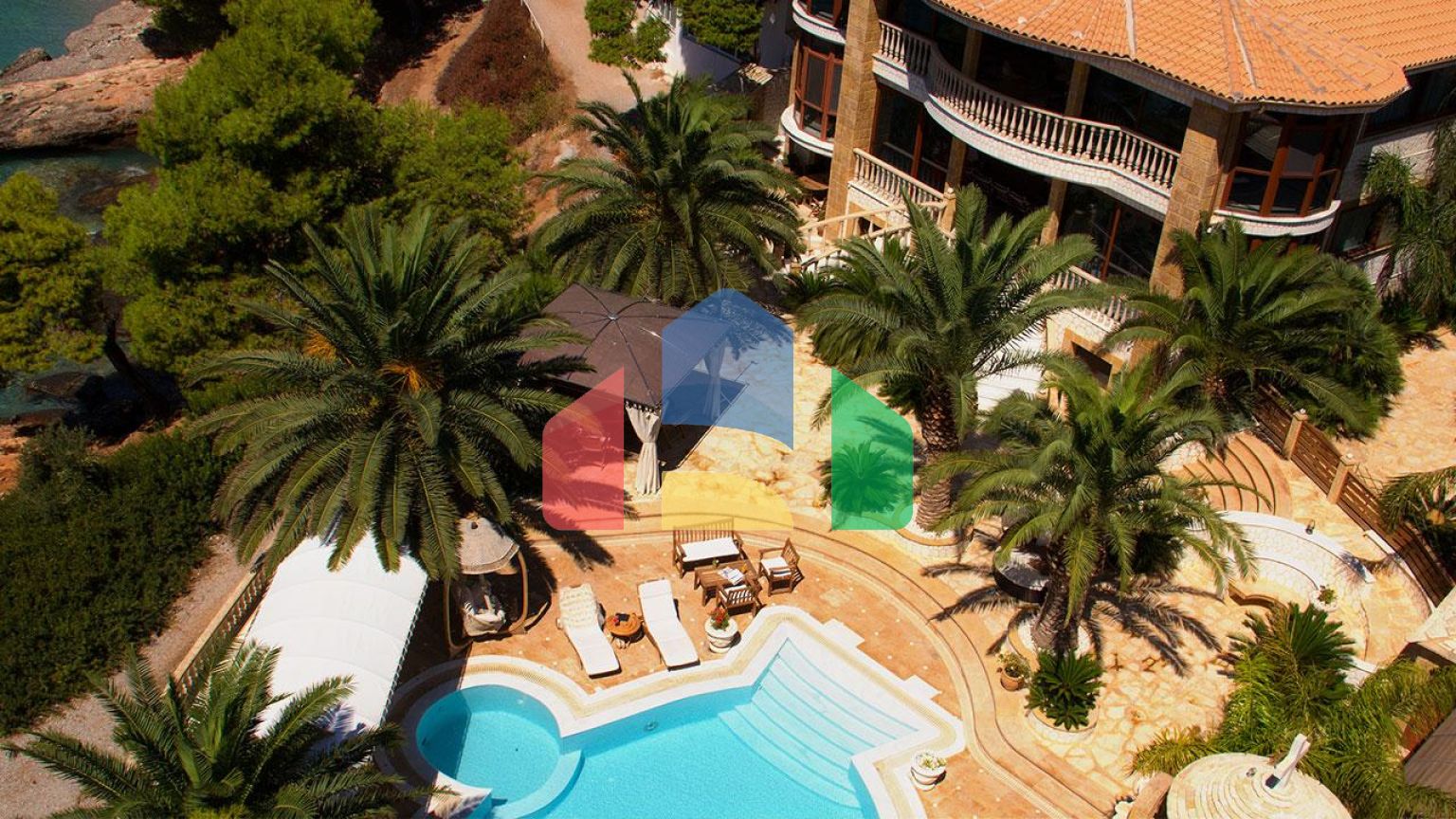 Продаж - Вілла 800 m² в Аттиці