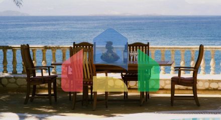 Продаж - Вілла 800 m² в Аттиці