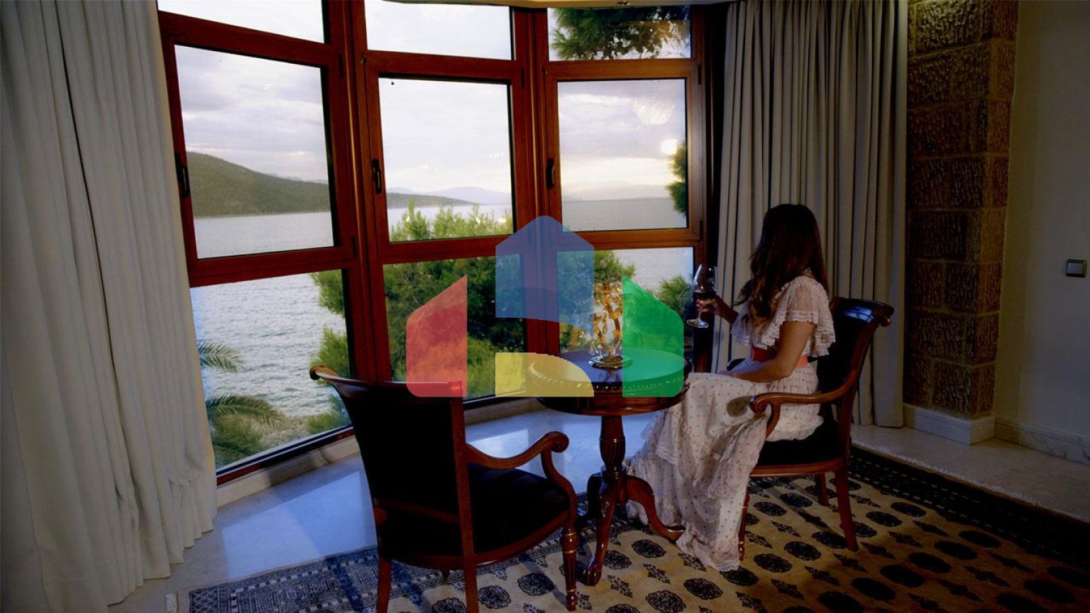 Продаж - Вілла 800 m² в Аттиці