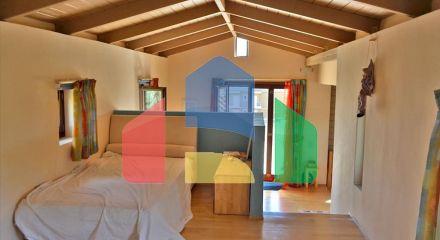 Продаж - Котедж 252 m² в Аттиці