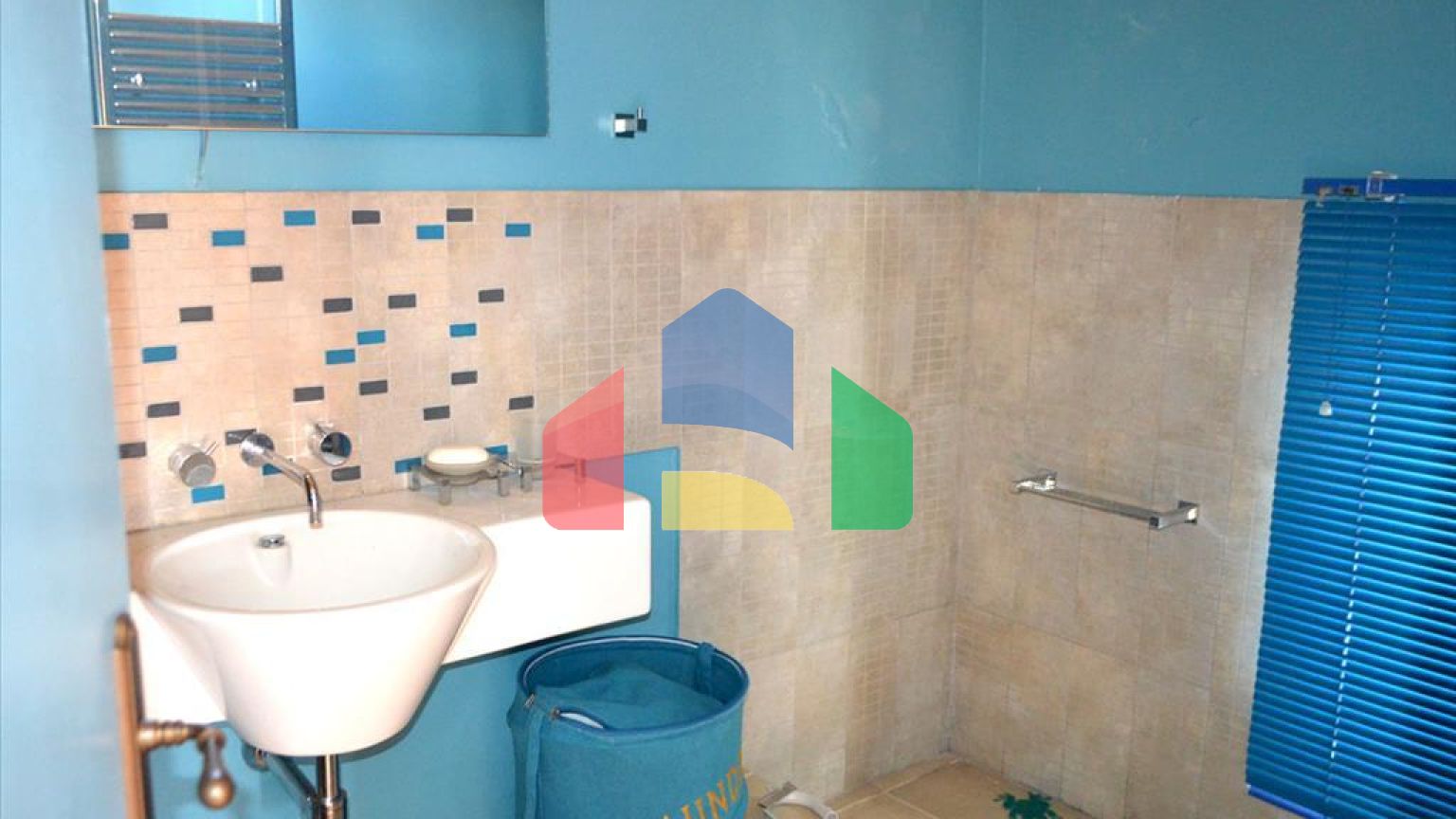 Продаж - Котедж 252 m² в Аттиці