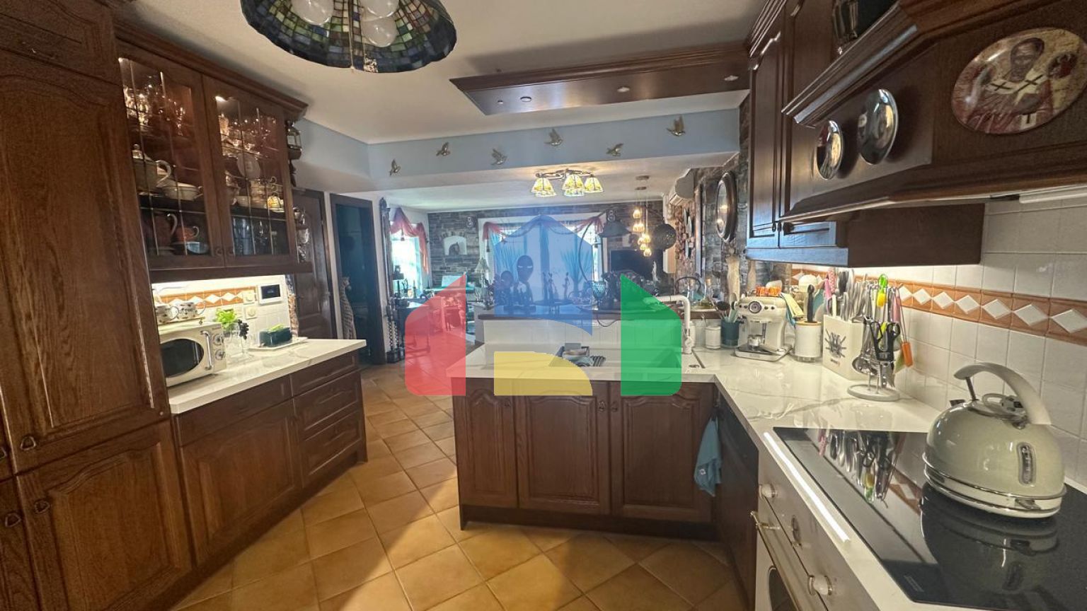 Продаж - Вілла 165 m² в Аттиці