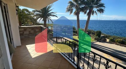 Продаж - Вілла 165 m² в Аттиці