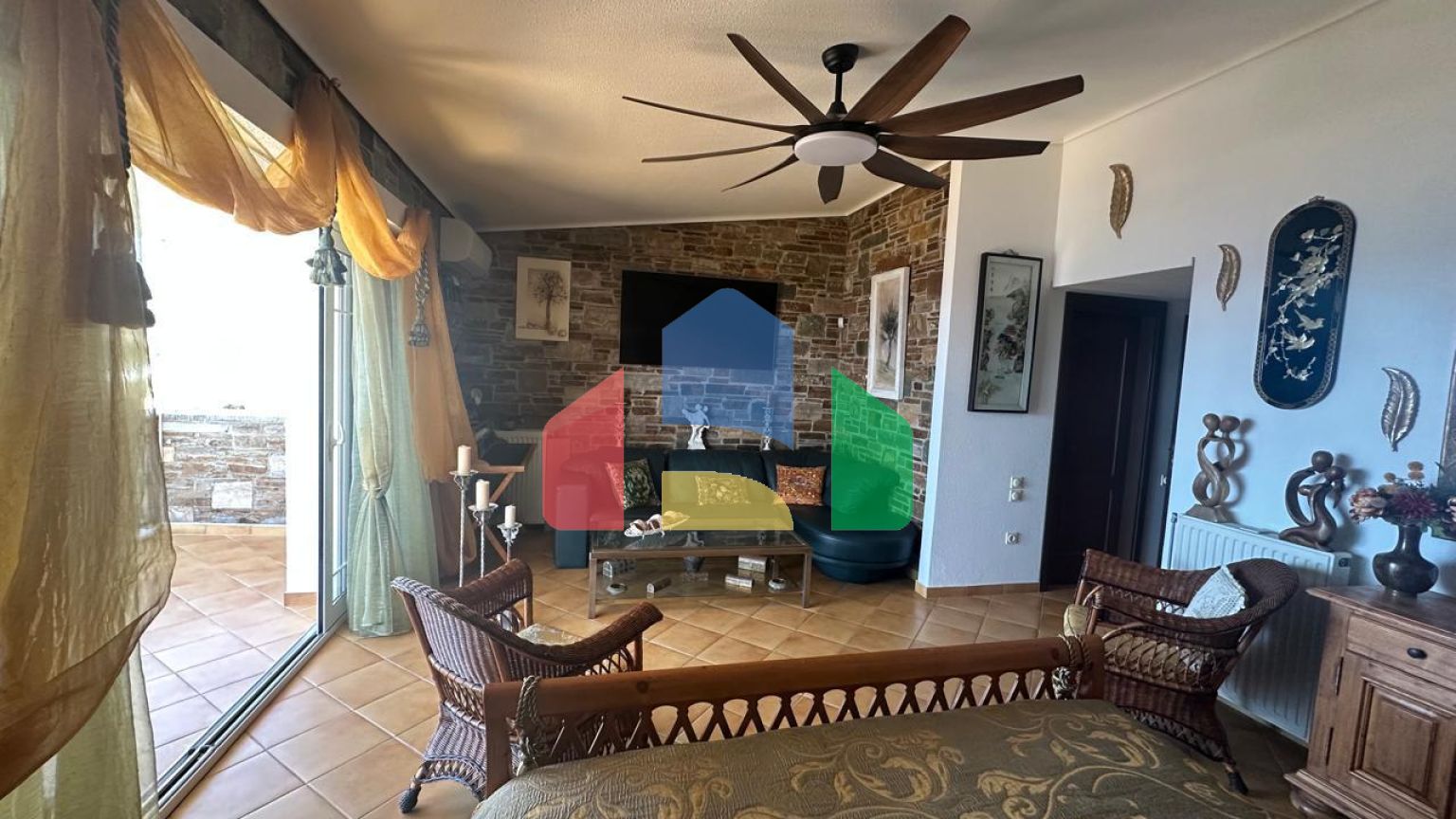 Продаж - Вілла 165 m² в Аттиці