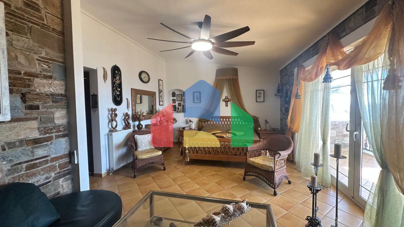 Продаж - Вілла 165 m² в Аттиці