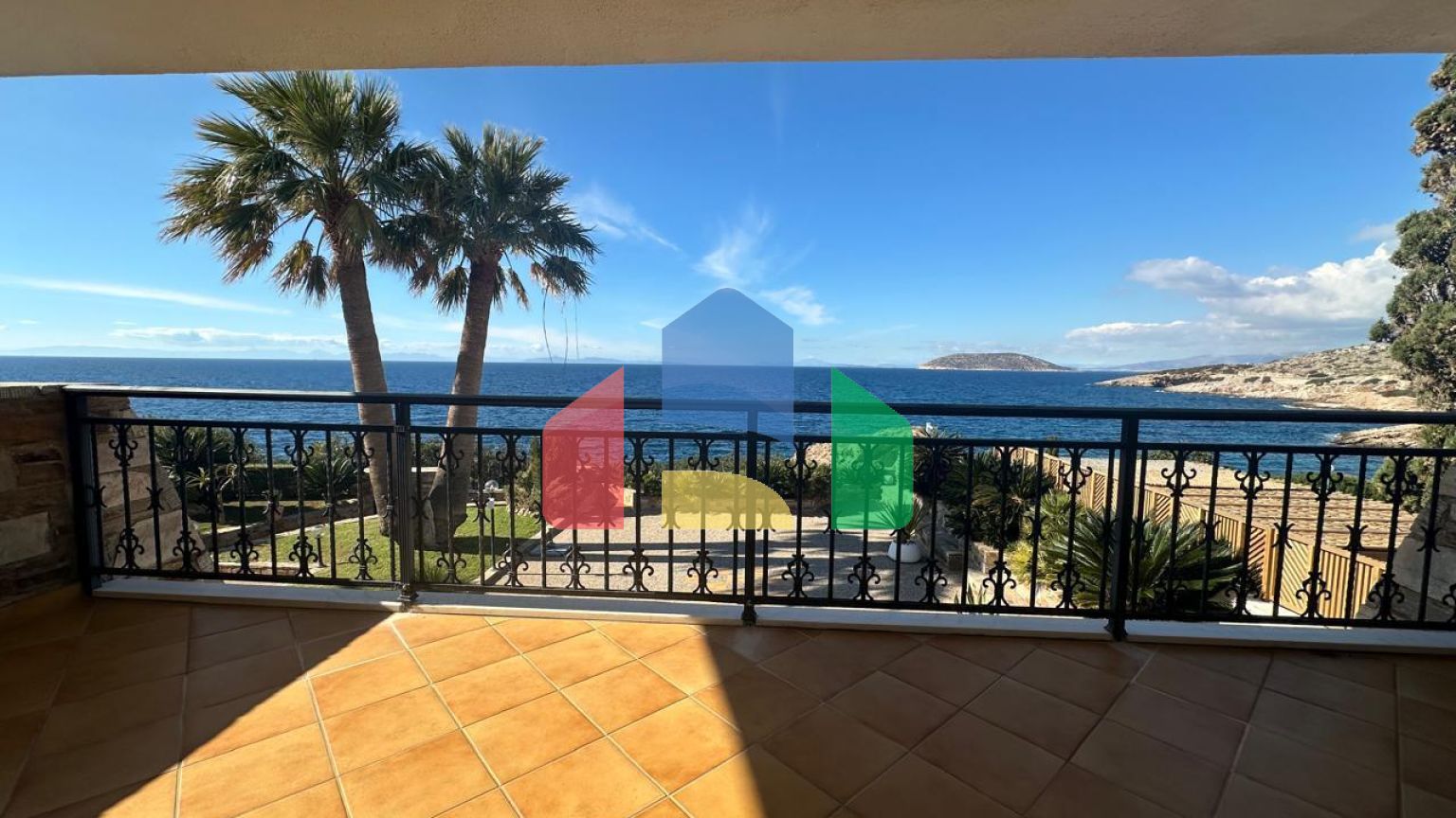 Продаж - Вілла 165 m² в Аттиці