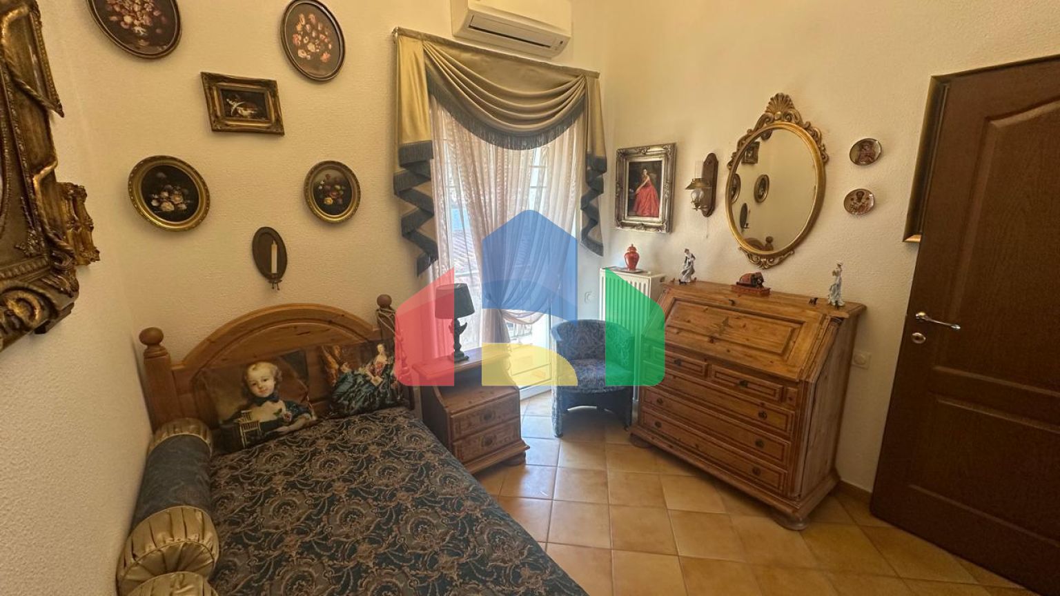 Продаж - Вілла 165 m² в Аттиці