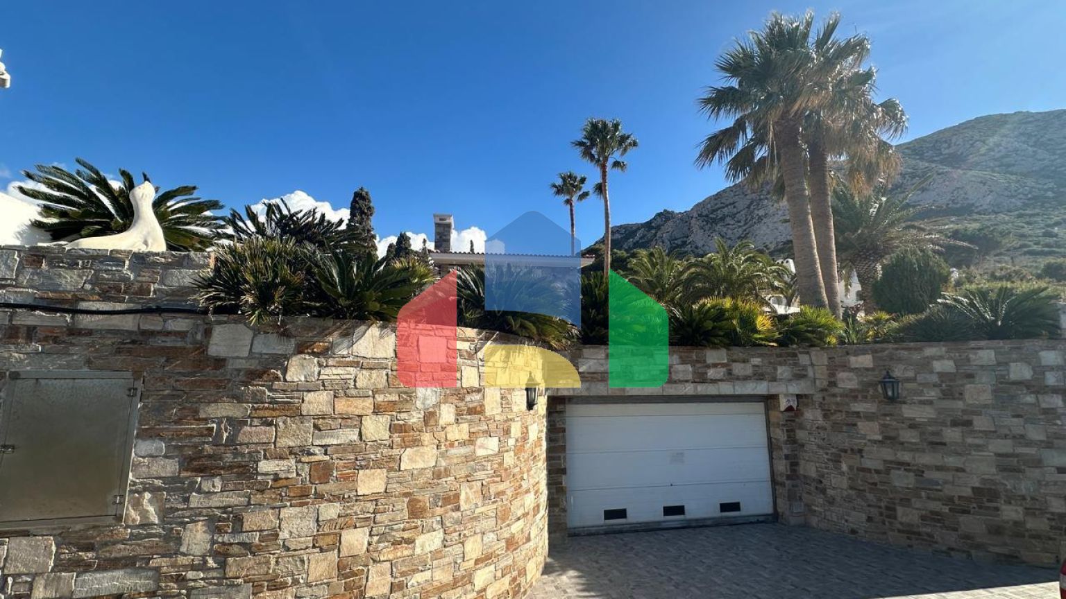 Продаж - Вілла 165 m² в Аттиці