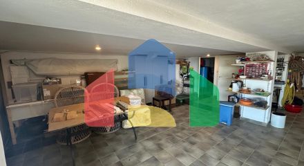 Продаж - Вілла 165 m² в Аттиці