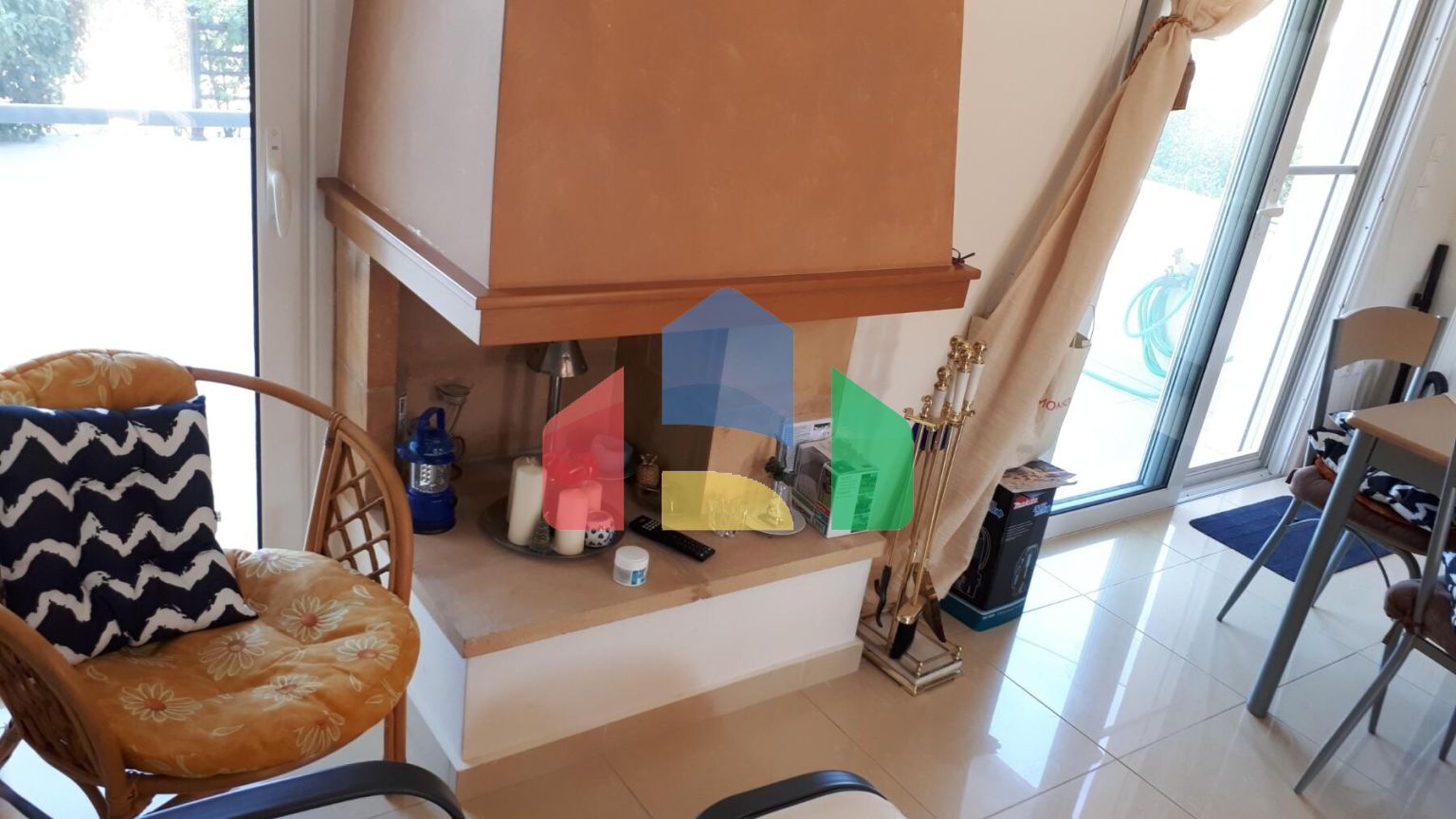 Продаж - Таунхаус 170 m² в Аттиці