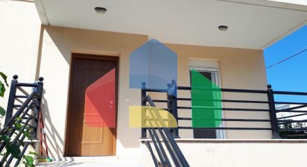 Продаж - Таунхаус 170 m² в Аттиці