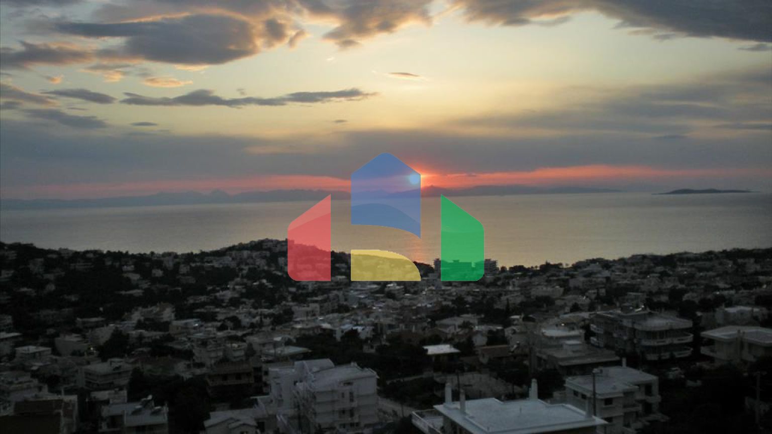 Продаж - Котедж 373 m² в Аттиці