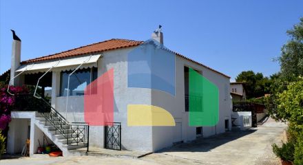 Продажа - Коттедж 250 m² в Аттике