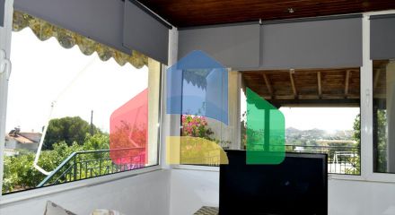 Продажа - Коттедж 250 m² в Аттике