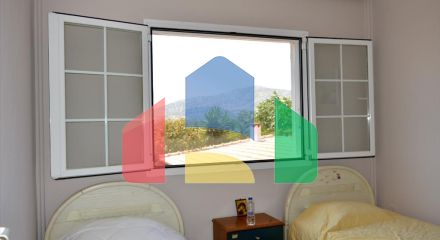 Продаж - Котедж 250 m² в Аттиці