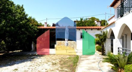 Продаж - Котедж 250 m² в Аттиці