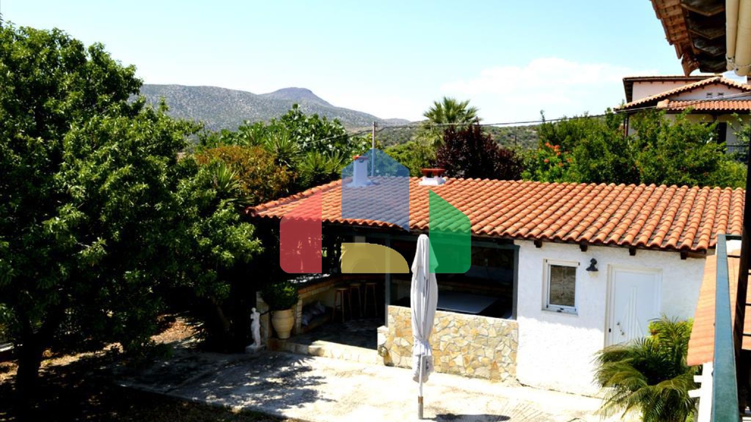 Продаж - Котедж 250 m² в Аттиці