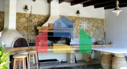 Продаж - Котедж 250 m² в Аттиці