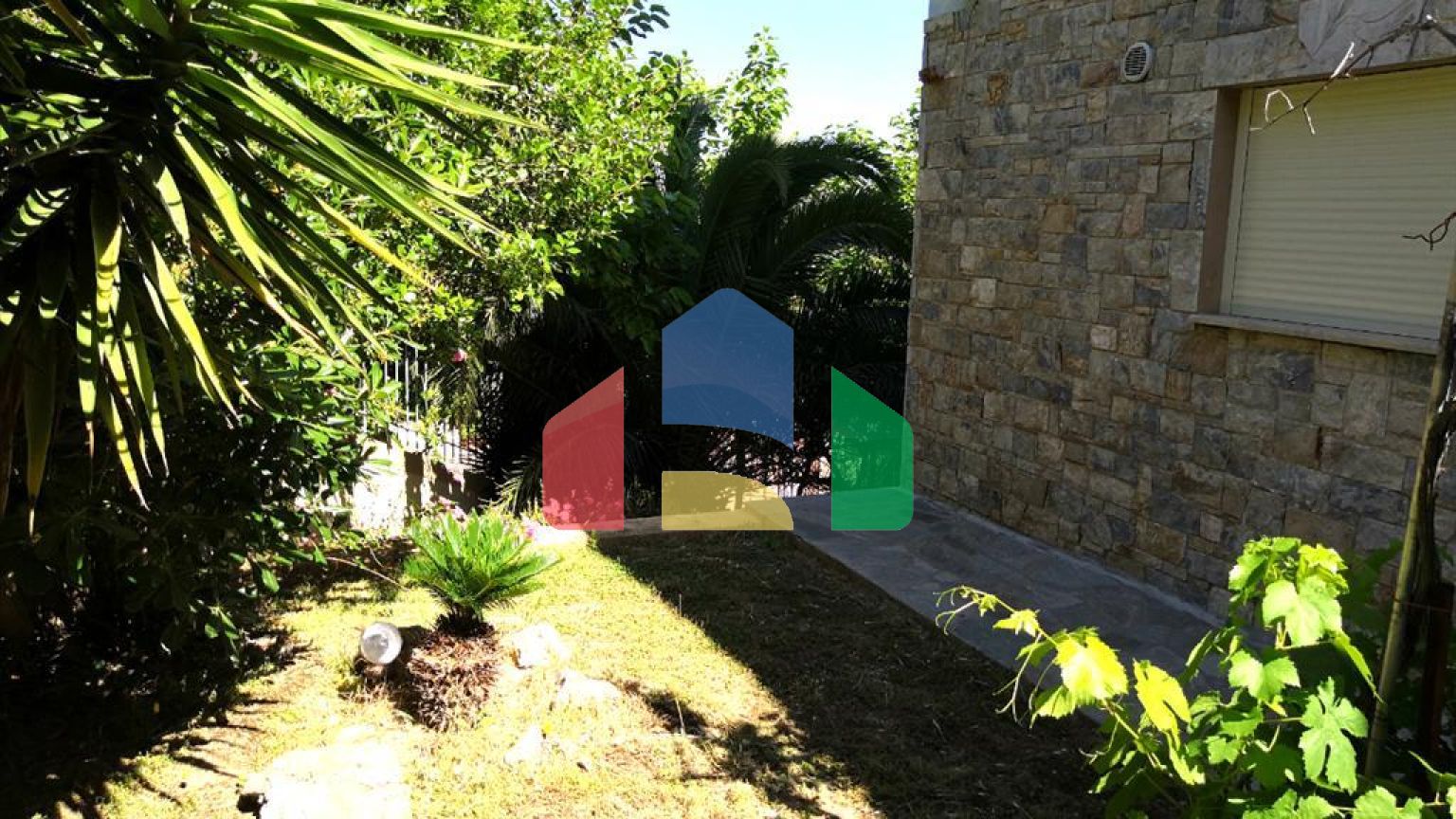 Продаж - Котедж 275 m² в Аттиці