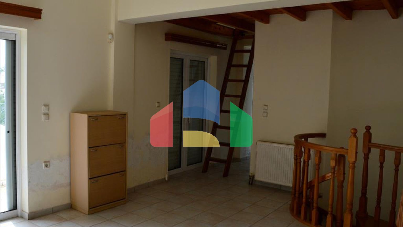 Продаж - Таунхаус 220 m² в Аттиці