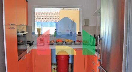 Продаж - Котедж 320 m² в Аттиці