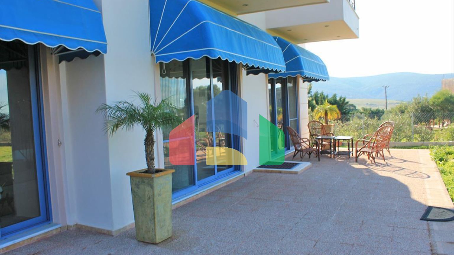 Продажа - Коттедж 320 m² в Аттике