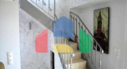 Продажа - Коттедж 276 m² в Аттике