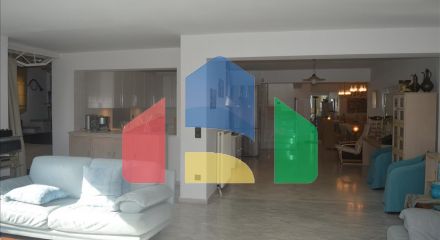 Продаж - Вілла 250 m² в Аттиці