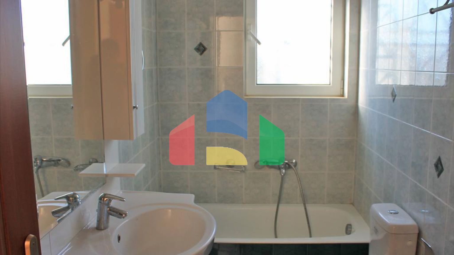 Продаж - Котедж 342 m² в Аттиці