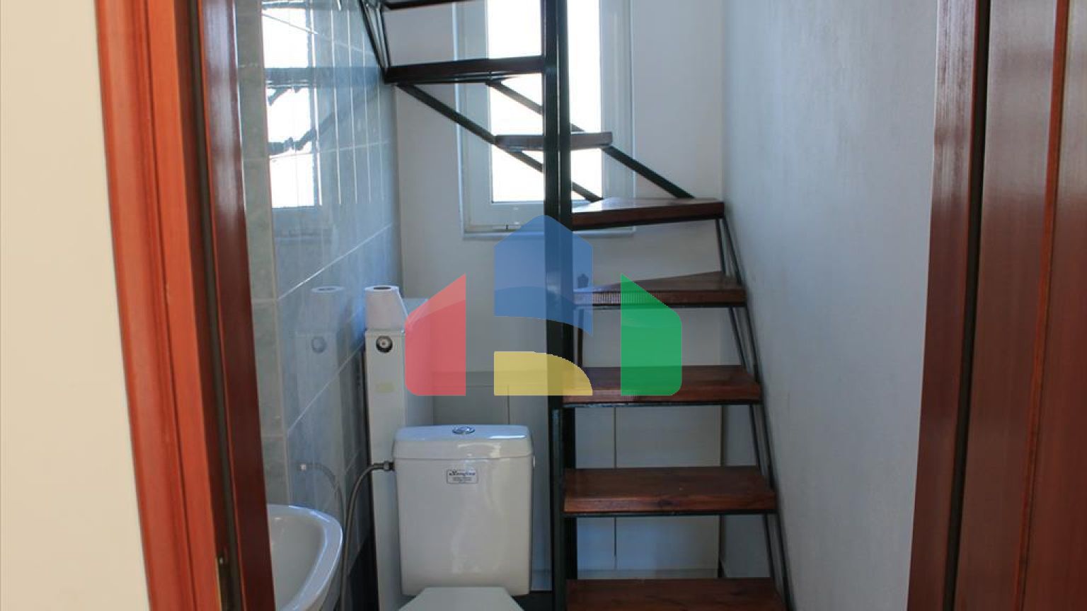 Продаж - Котедж 342 m² в Аттиці