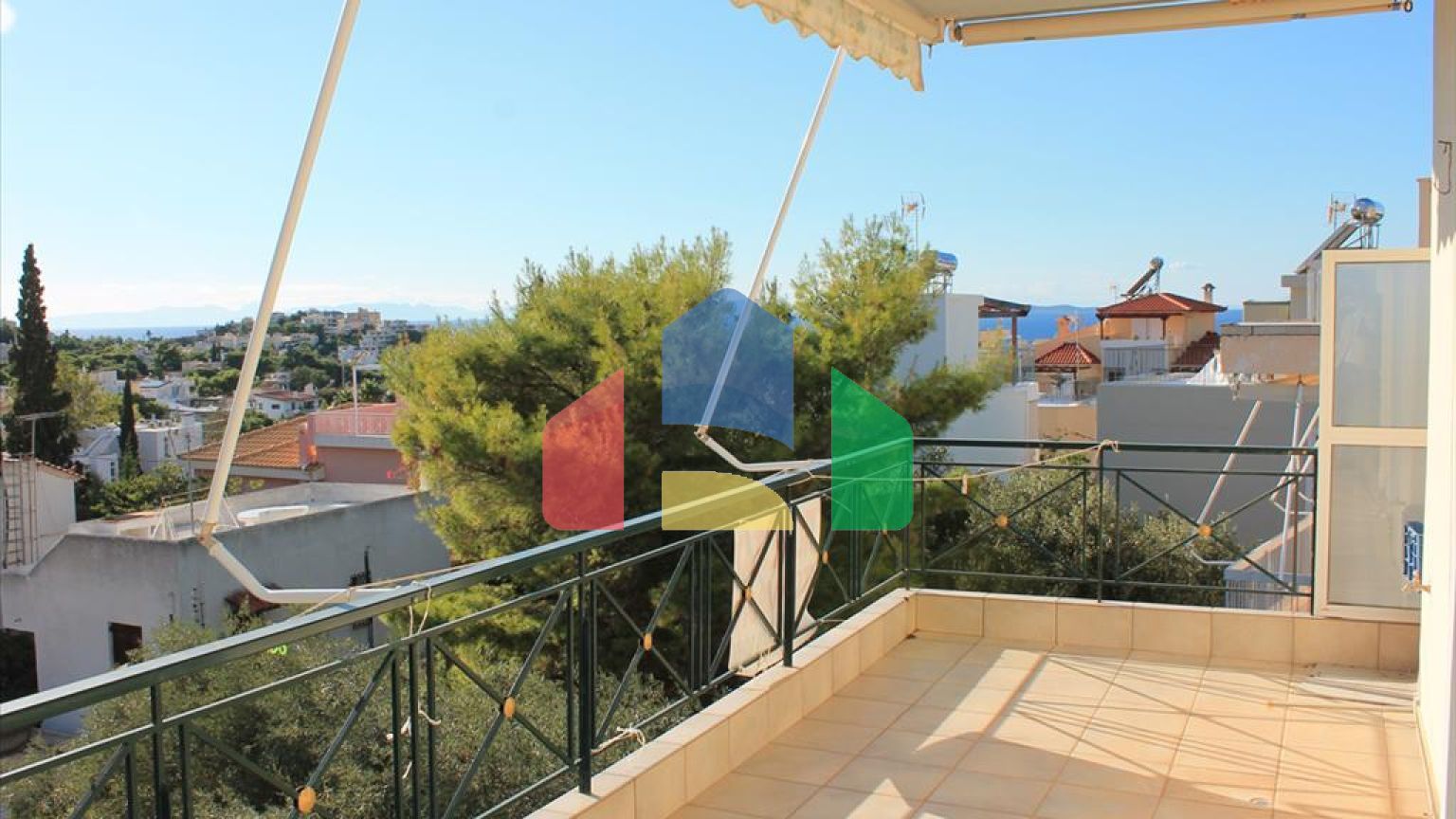 Продаж - Котедж 342 m² в Аттиці