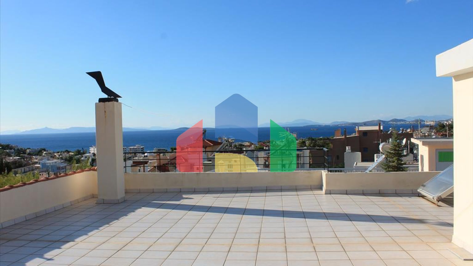 Продаж - Котедж 342 m² в Аттиці